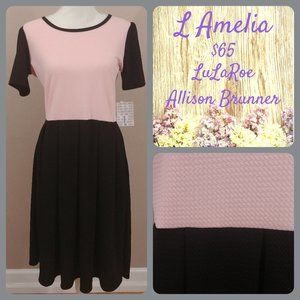 ⭐ Lularoe Amelia Dress - Large - NWT